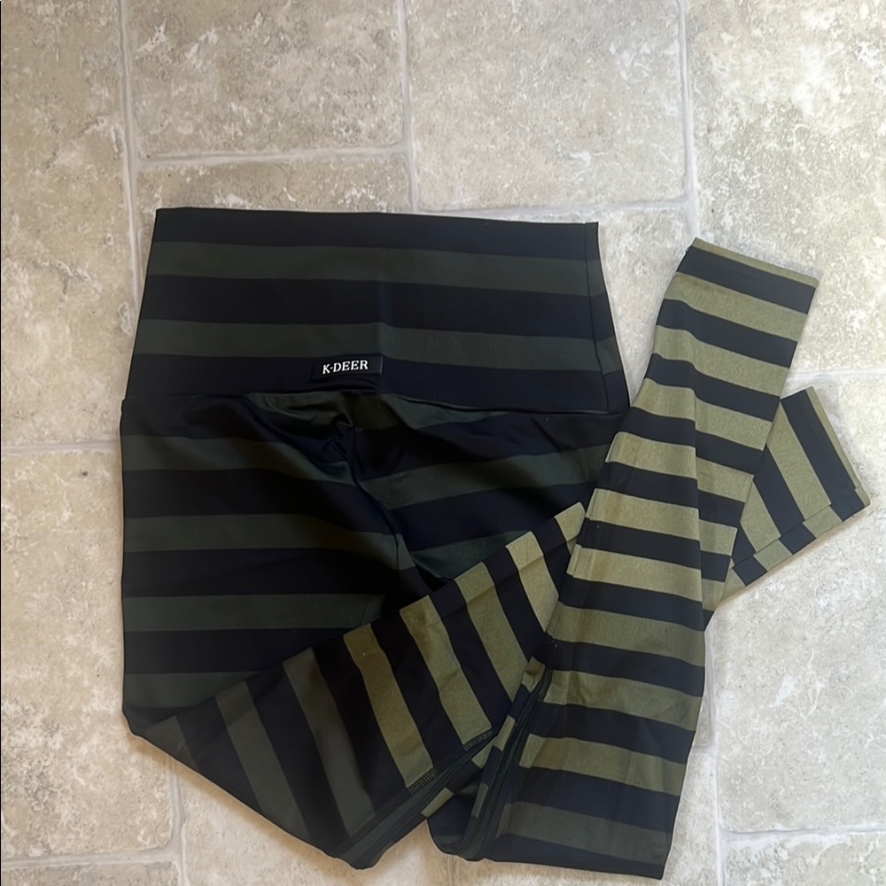 K-DEER Kids Striped Leggings - Black and Green